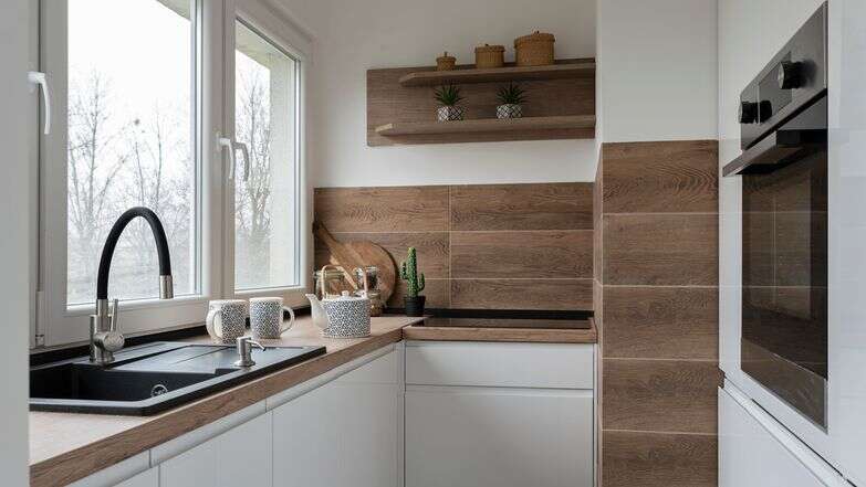 לפעמים ההתאמה הכי חכמה היא לא למתוח את היכולת של המטבח, אלא לבשל חכם. | שאטרסטוק לפעמים ההתאמה הכי חכמה היא לא למתוח את היכולת של המטבח, אלא לבשל חכם. | שאטרסטוק