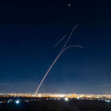 מערכת נגד טילים יורה טילי יירוט על טילים שנורו מאיראן | יוסי אלוני - פלאש 90 מערכת נגד טילים יורה טילי יירוט על טילים שנורו מאיראן | יוסי אלוני - פלאש 90