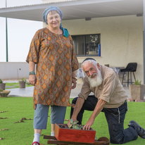 שין שינים בגיל שמונים | לירון מולדובן שין שינים בגיל שמונים | לירון מולדובן