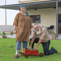 שין שינים בגיל שמונים דף הבית | לירון מולדובן שין שינים בגיל שמונים דף הבית | לירון מולדובן