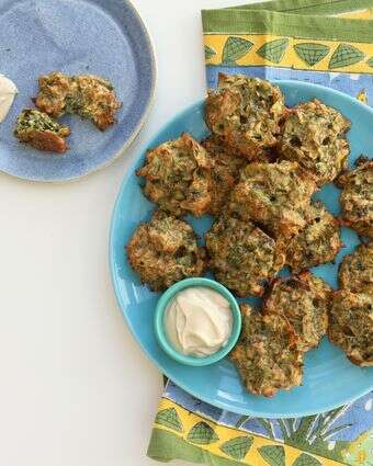 מסיור ליקוט למטבח: לביבות תרד מקמח עדשים | אפרת ליכטנשטט מסיור ליקוט למטבח: לביבות תרד מקמח עדשים | אפרת ליכטנשטט