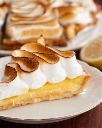 טארט לימון צרפתי | שאטרסטוק טארט לימון צרפתי | שאטרסטוק