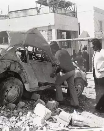 קצר כל כך האביב דף הבית | ארכיון דן הדני, האוסף הלאומי לתצלומים ע"ש משפחת פריצקר, הספרייה הלאומית, צילום - צוות יפפא קצר כל כך האביב דף הבית | ארכיון דן הדני, האוסף הלאומי לתצלומים ע"ש משפחת פריצקר, הספרייה הלאומית, צילום - צוות יפפא