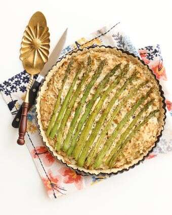 טארט אספרגוס יפהפה | אפרת ליכטנשטט טארט אספרגוס יפהפה | אפרת ליכטנשטט