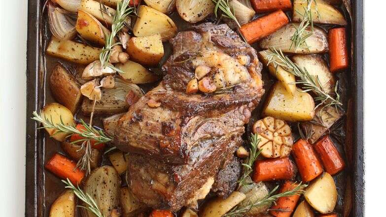 מנה שמרשימה בלי להסתבך: צלי בקר רך במיוחד עם ירקות | אפרת ליכטנשטט מנה שמרשימה בלי להסתבך: צלי בקר רך במיוחד עם ירקות | אפרת ליכטנשטט