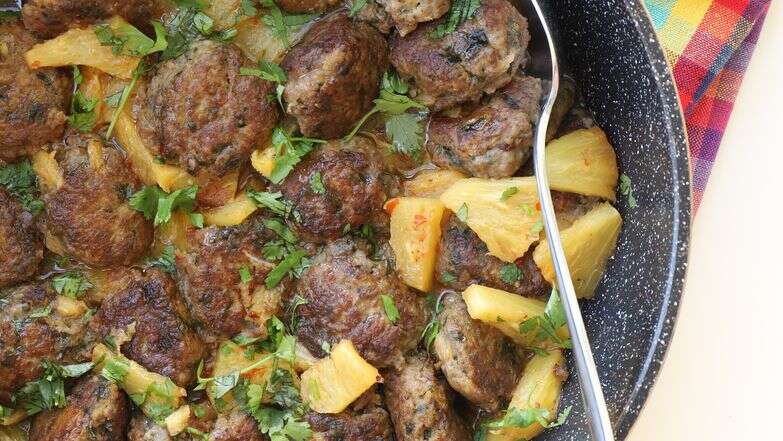 קציצות באננס | אפרת ליכטנשטט קציצות באננס | אפרת ליכטנשטט