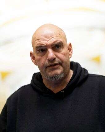 הסנאטור הדמוקרט ג'ון פטרמן | AFP הסנאטור הדמוקרט ג'ון פטרמן | AFP