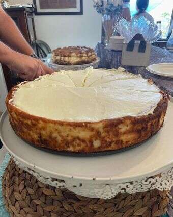 עוגת הגבינה שאהב יהונתן ברנד ז"ל שסבתו הייתה מכינה לו | באדיבות עמותת מתכון עם זיכרון עוגת הגבינה שאהב יהונתן ברנד ז"ל שסבתו הייתה מכינה לו | באדיבות עמותת מתכון עם זיכרון