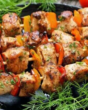 שיפודי עוף | יח"צ חלי ממן שיפודי עוף | יח"צ חלי ממן