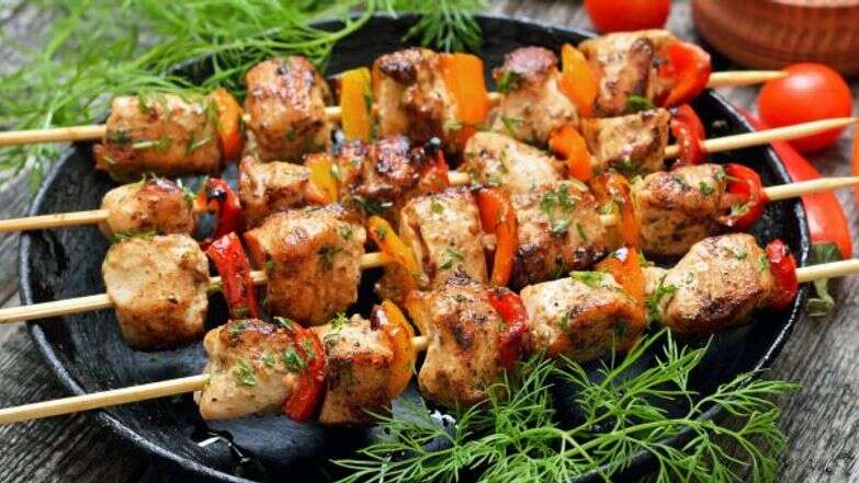 שיפודי עוף | יח"צ חלי ממן שיפודי עוף | יח"צ חלי ממן