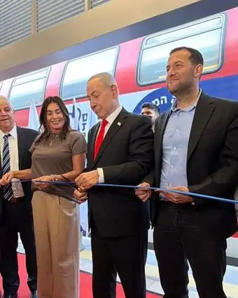יוסי דגן, רה"מ בנימין נתניהו והשרה מירי רגב בחנוכת תחנת הרכבת "שומרון-טייבה" | משרד התחבורה יוסי דגן, רה"מ בנימין נתניהו והשרה מירי רגב בחנוכת תחנת הרכבת "שומרון-טייבה" | משרד התחבורה