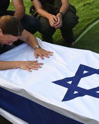 הלווייתו של סרן שחר גמלא במושב קשת, השבוע | מיכאל גלעדי, פלאש 90 הלווייתו של סרן שחר גמלא במושב קשת, השבוע | מיכאל גלעדי, פלאש 90