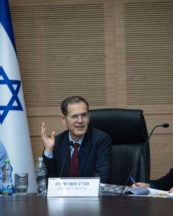 סעדה בכנסת | יונתן זינדל, פלאש 90 סעדה בכנסת | יונתן זינדל, פלאש 90
