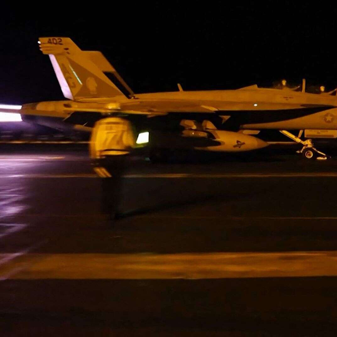 מטוס אמריקני יוצא לתקיפה באיראן | AFP מטוס אמריקני יוצא לתקיפה באיראן | AFP