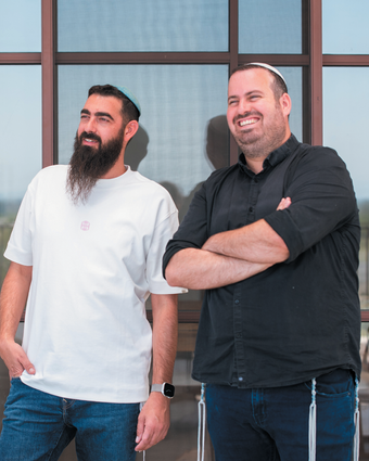 מסך אחר דף הבית | אביטל הירש מסך אחר דף הבית | אביטל הירש