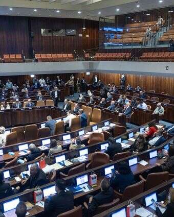 שיפעלו לצנן את המכל. מליאת הכנסת | יונתן זינדל, פלאש 90 שיפעלו לצנן את המכל. מליאת הכנסת | יונתן זינדל, פלאש 90