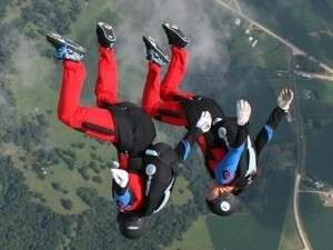 צניחה חופשית בשה תימן. היה שמח צניחה חופשית בשה תימן. היה שמח