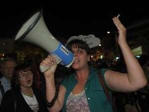 דפני ליף, מראשי המפגינים, מפגינה נגד הגזירות דפני ליף, מראשי המפגינים, מפגינה נגד הגזירות