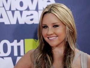 גרמני? פיחס. אמנדה ביינס גרמני? פיחס. אמנדה ביינס