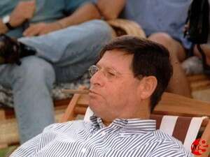 חיים יבין. משדר אמינות חיים יבין. משדר אמינות