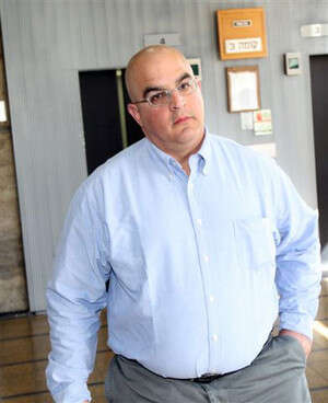 עמרי שרון בבית המשפט. עמרי שרון בבית המשפט.