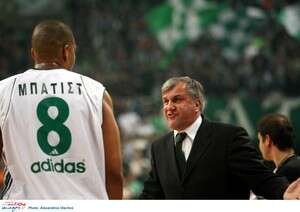 אובראדוביץ' ומייק באטיסט. הולכים למשחק חמישי אובראדוביץ' ומייק באטיסט. הולכים למשחק חמישי