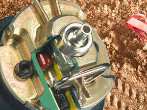 פצצות מצרר פצצות מצרר