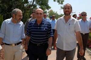 השר שאול מופז בסיור בגולן. השר שאול מופז בסיור בגולן.