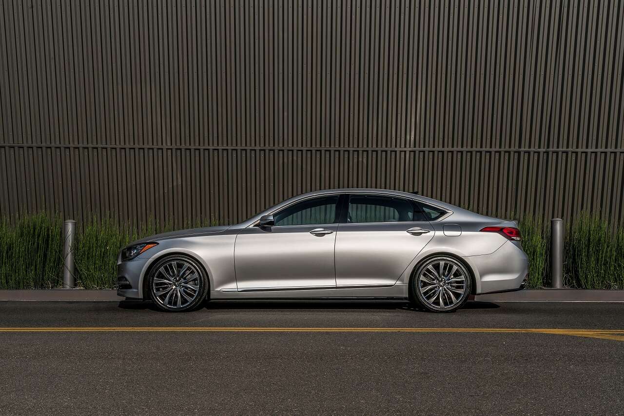 2017 Genesis G80